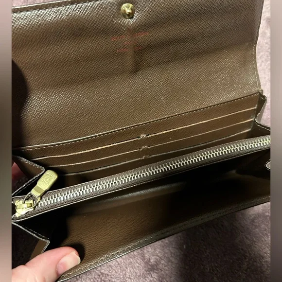 (SOLD) LV Damier Ebene Large Wallet LOUIS VUITTON - Picture 6 of 8